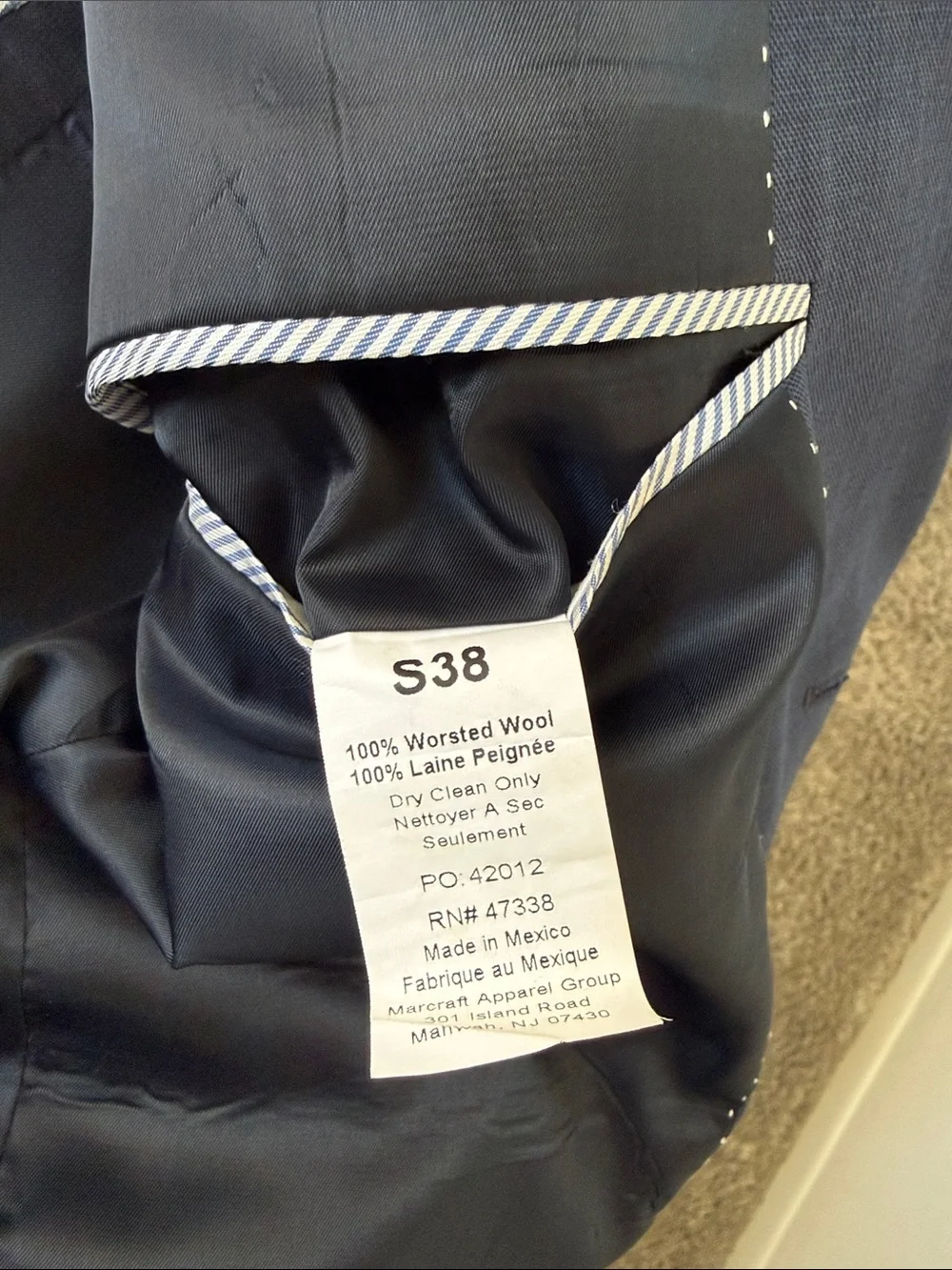 Tommy Hilfiger Men's Navy Blazer (38S)